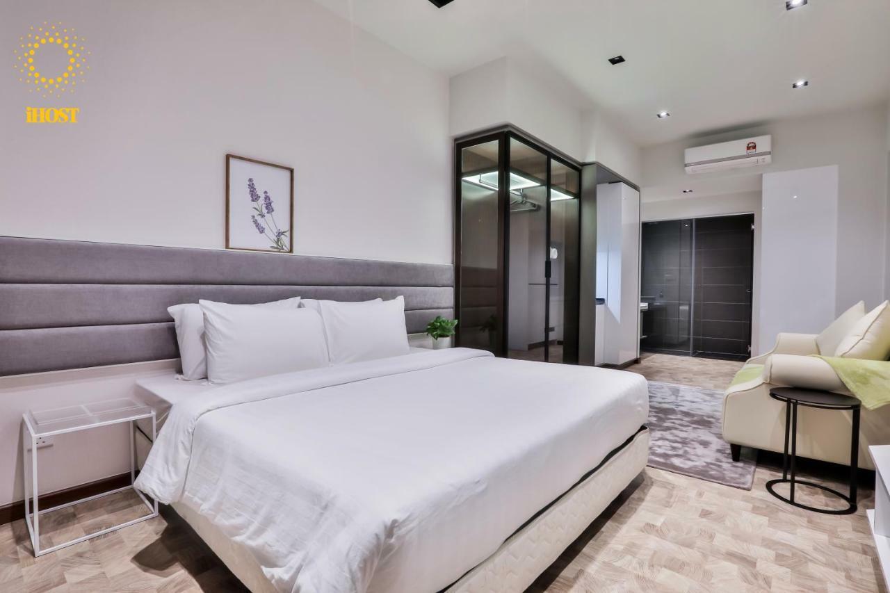 Apartment Expressionz By Ihost Global *